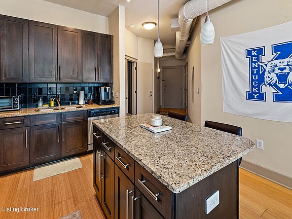 2nd image of 535 S Upper St #410