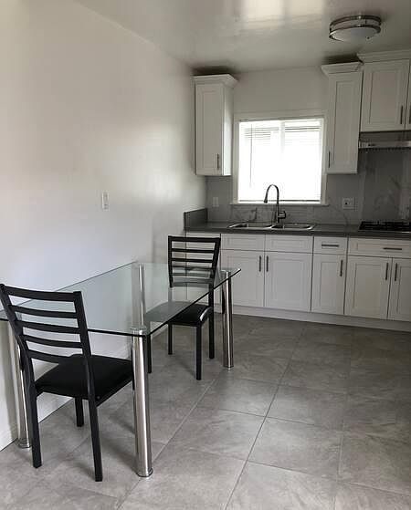 1st image of 728 N Conlon Ave