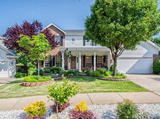 1640 Spring Chase Dr, Fenton, MO 63026