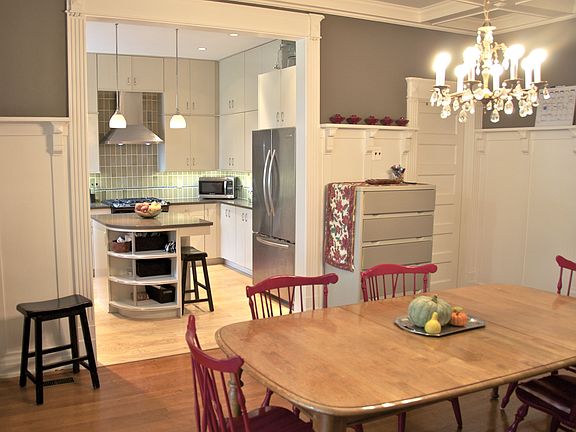 Dining Room Flows to Kitchen
