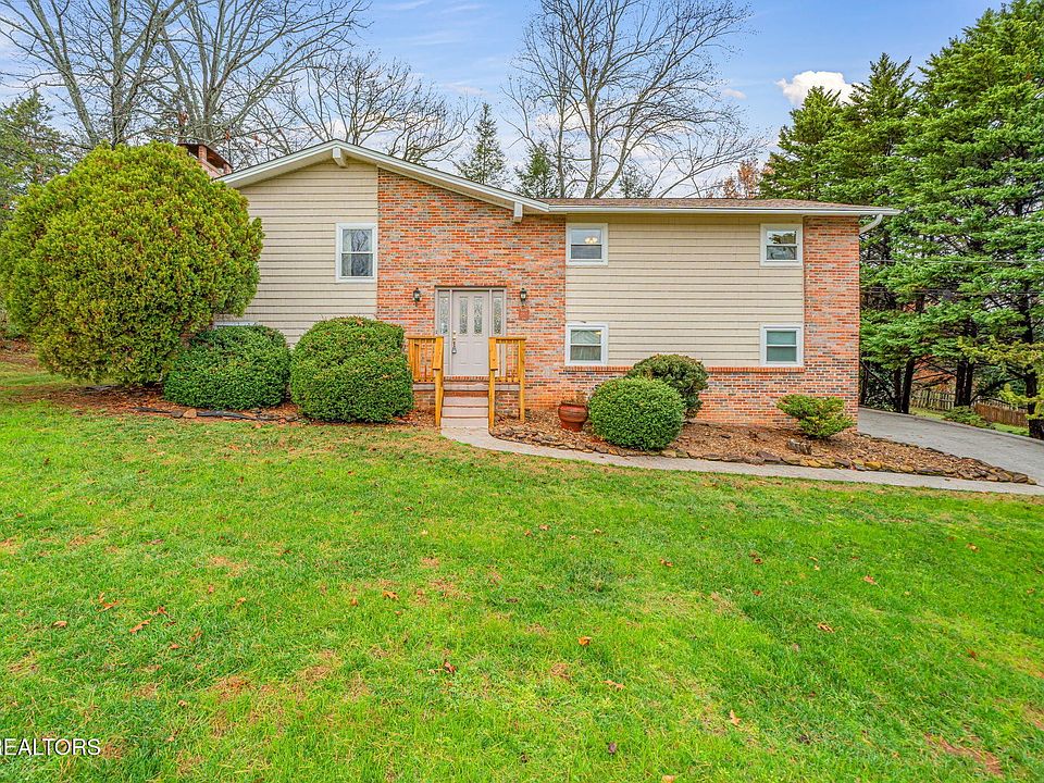 1st image of 8903 Ormand Ln