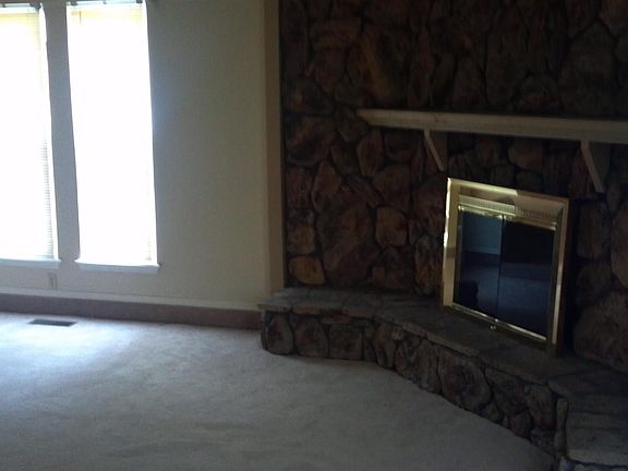 5th image of 2540 Goldsby Dr