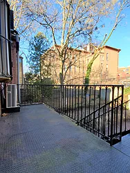 Rented by Amicourt LLC