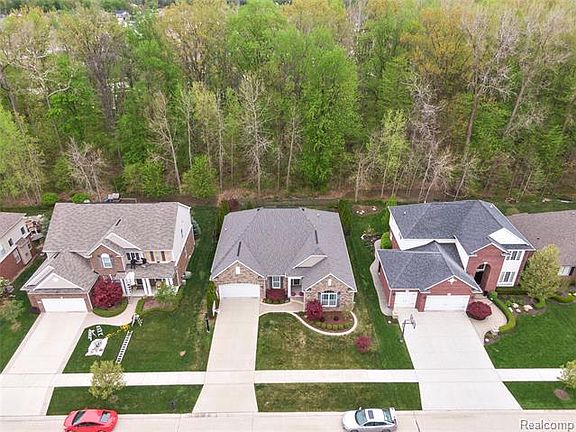 5th image of 22323 Beech Knoll Dr