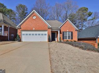 940 Livery Cir, Lawrenceville, GA 30046