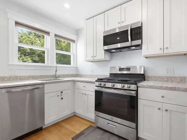 81 Huntington Rd #1, Milton, MA 02186