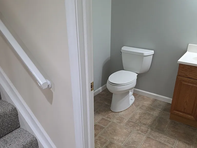 2242 Rosina Dr — Photo 40