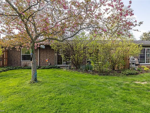 3rd image of 26620 Central Park Blvd