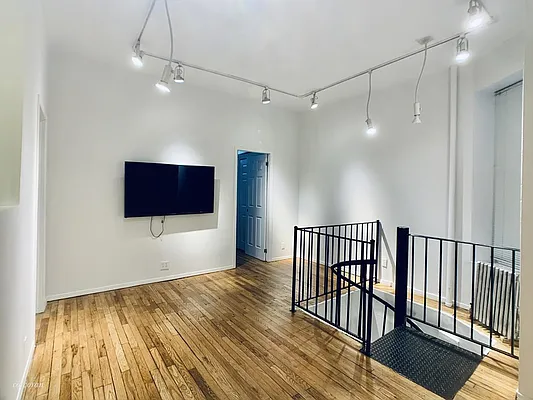 Rented by Corcoran | media 1