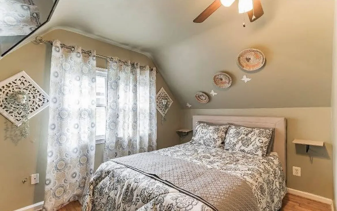 3 bed, 1152 sqft, $3,000 — Photo 4