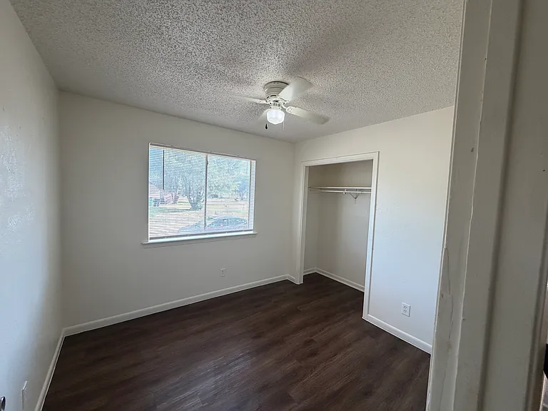 3920 Redstone Rd — Photo 6