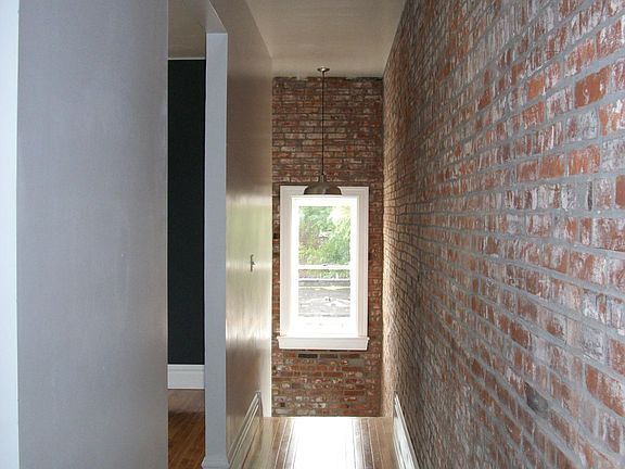 4th image of 2301 California Ave