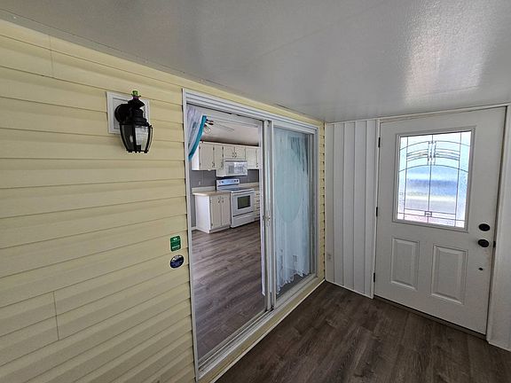 5th image of 2432 Apple Blossom Ln #303