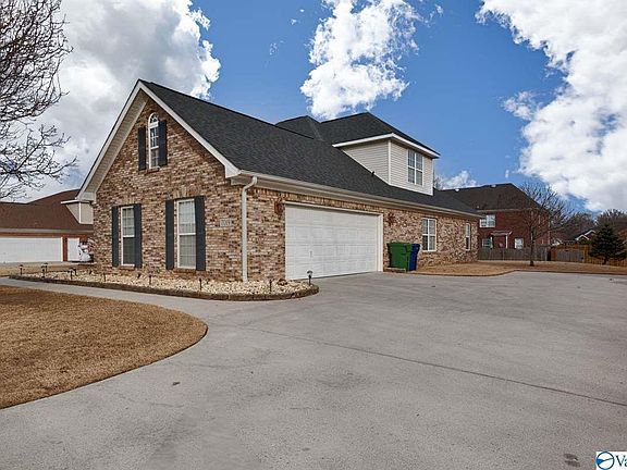 3rd image of 7019 Greystone Ln SE
