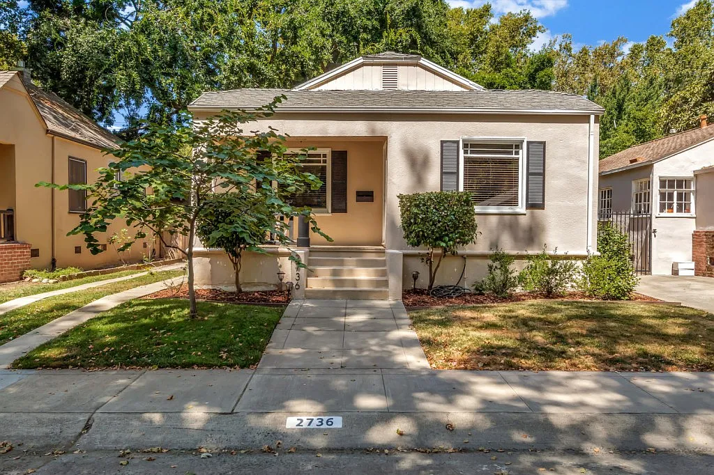2736 16th St photo 1