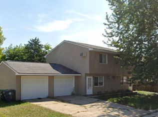 swingfanell, La Crosse, WI 54601