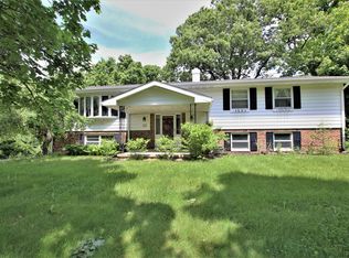 512 Joy Ln, Dundee, IL 60118