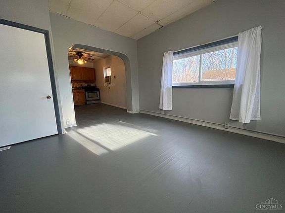 2nd image of 6524 Parkland Ave