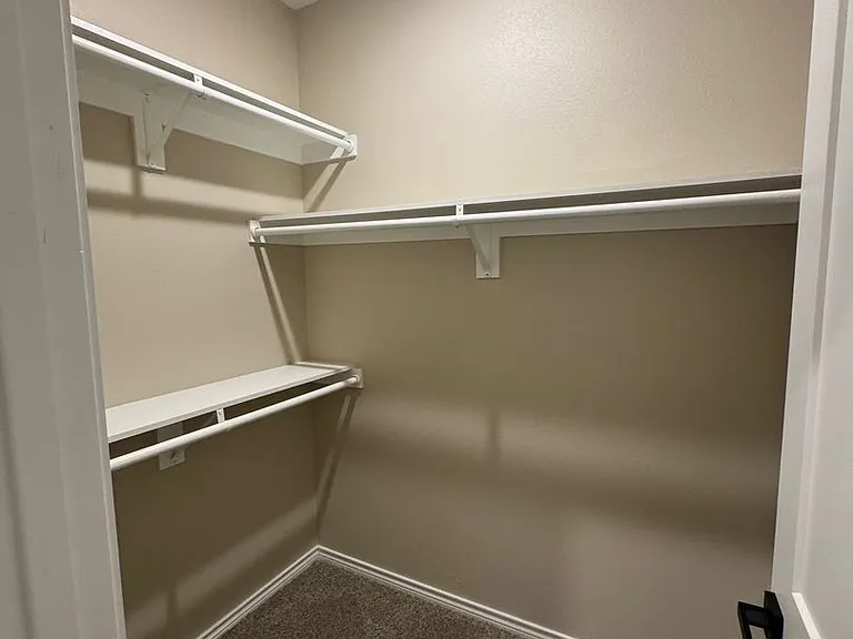 206 S Tucker Ln #2E — Photo 17