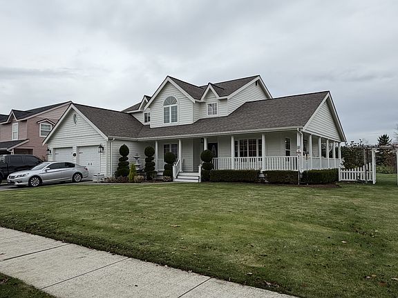 2nd image of 700 Sunrise Dr