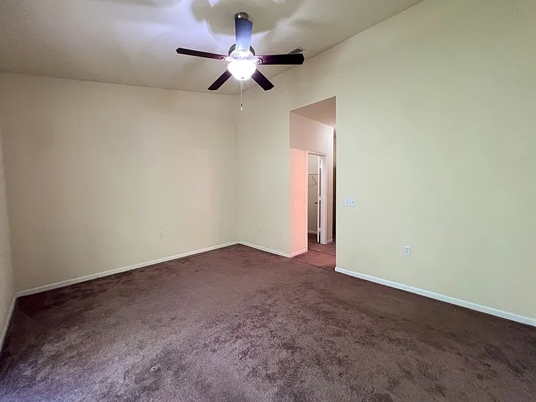 4886 NW 46th Pl #106 — Photo 15