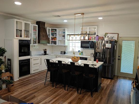 4th image of 1582 County Road 3201 W