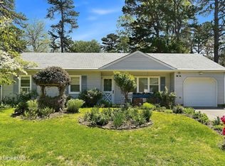 1163 Manor Dr, Lakewood, NJ 08701