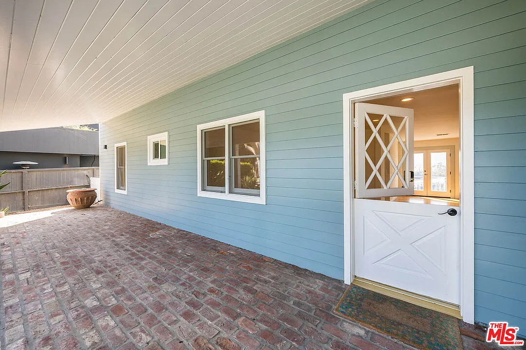 4 bed, 3.0 bath, 3061 sqft, $14,000 — Photo 4
