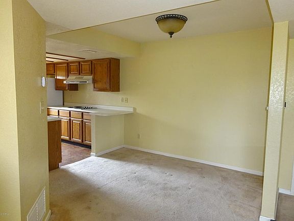 3rd image of 4141 N 31st St Unit 207