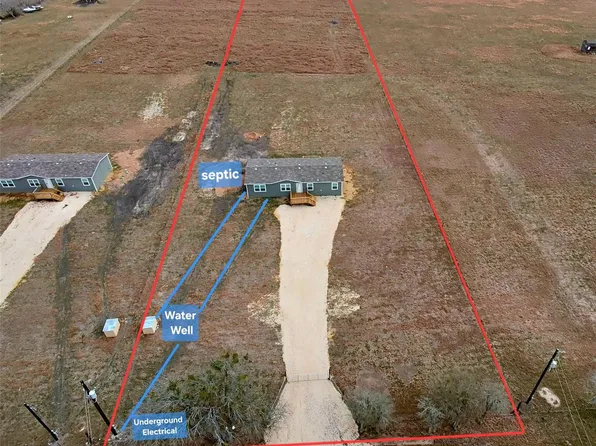 6965 Seawillow Rd, Lockhart, TX 78644