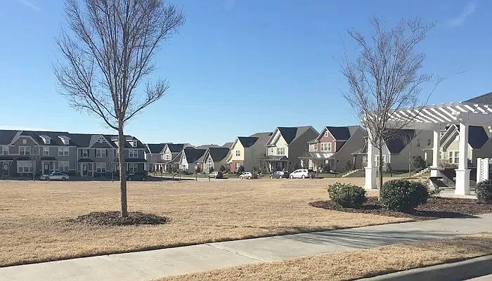 1637 Legendary Ln — Photo 30