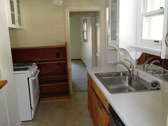 2nd image of 1427 Chipeta Ave