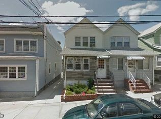 62-30 65 St, middle village, NY 11379