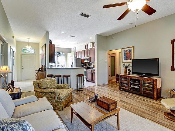 2nd image of 86609 Riverwood Dr
