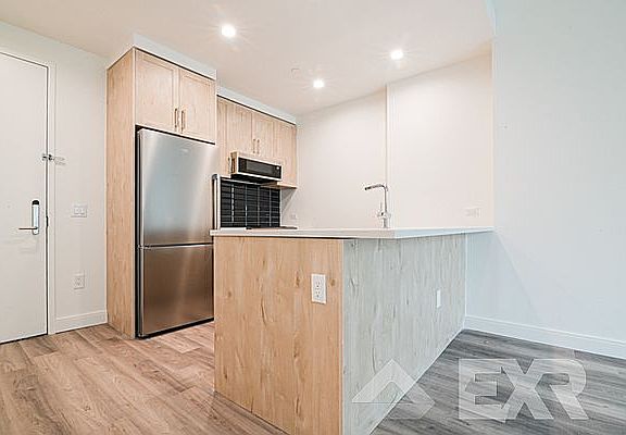 4th image of 160 Clarkson Ave APT 5F