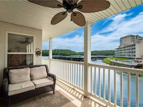 4800 Eagleview Dr #323, Osage Beach, MO 65065