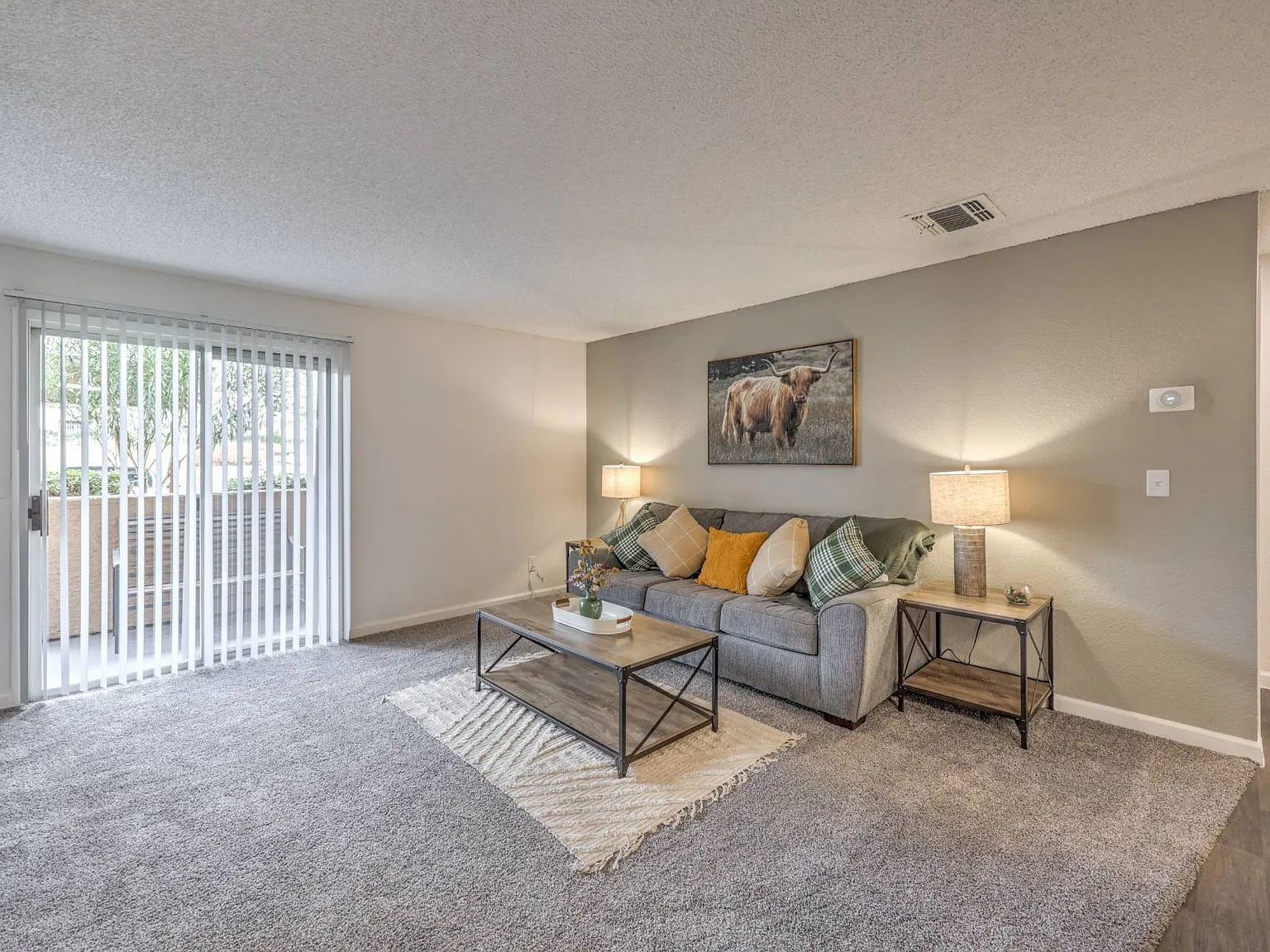 Silver Stream Apartments — Photo 2