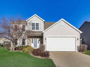 533 Vanderbilt Dr, Waunakee, WI 53597