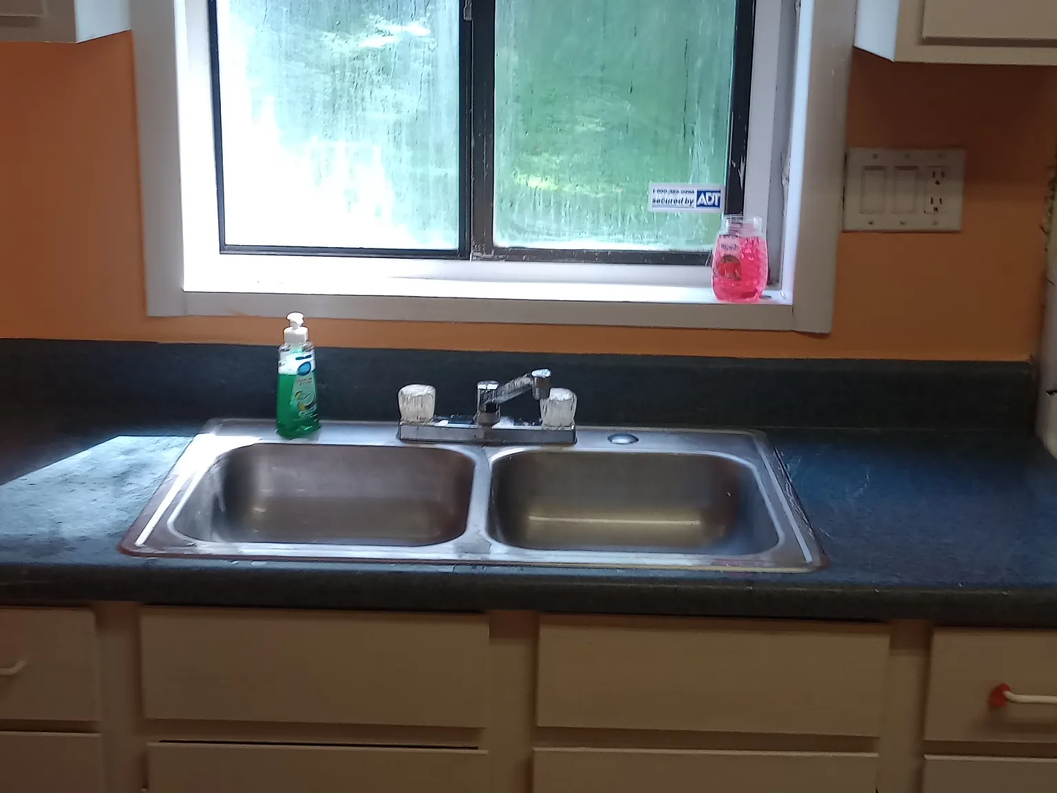 2 bed, 1000 sqft, $1,200 — Photo 3