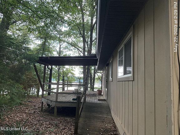 3rd image of 8801 Green Duck Dr
