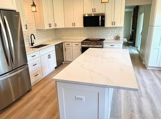 518 W Haven Dr, Arlington Heights, IL 60005