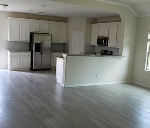 5th image of 7243 Foxmoor Lake Ct