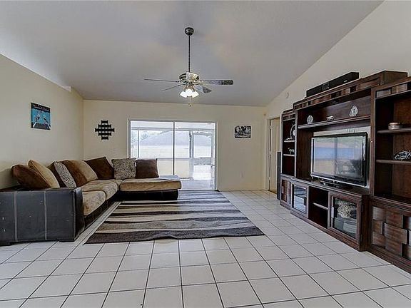 4th image of 628 Lakemont Dr