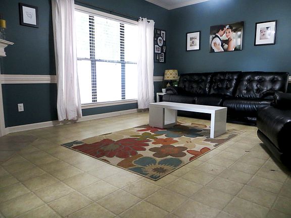 4th image of 8175 Hunters Meadow Ln
