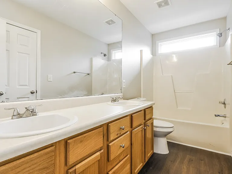 2716 Lead Crystal Ct — Photo 13