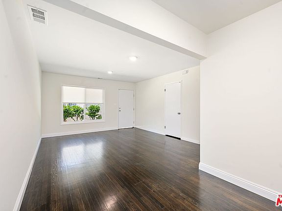 5th image of 2007 E Villa St #2007C