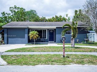 6445 Funston St, Hollywood, FL 33023