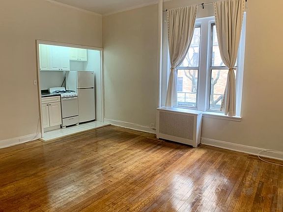 2nd image of 328 W 83rd St APT 2A
