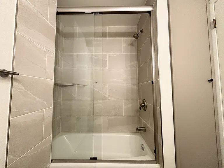 1583 E Stratford Ave #2 — Photo 9