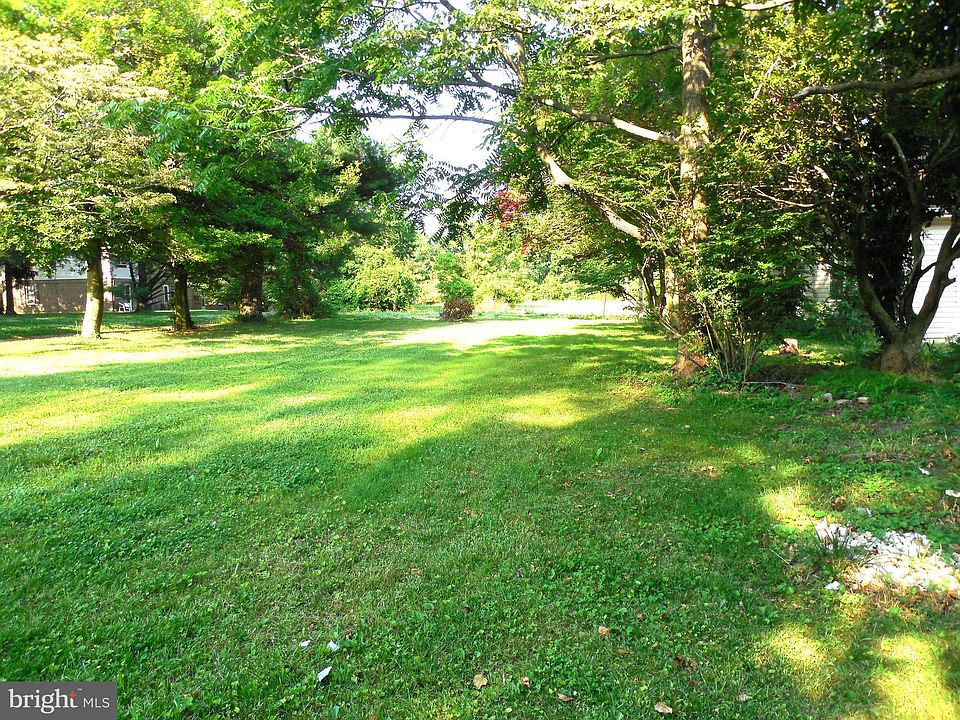 2nd image of 227 Appleby Rd